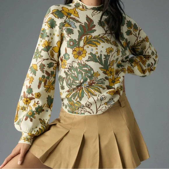 Floral mock neck sweater - Picture 2 of 12